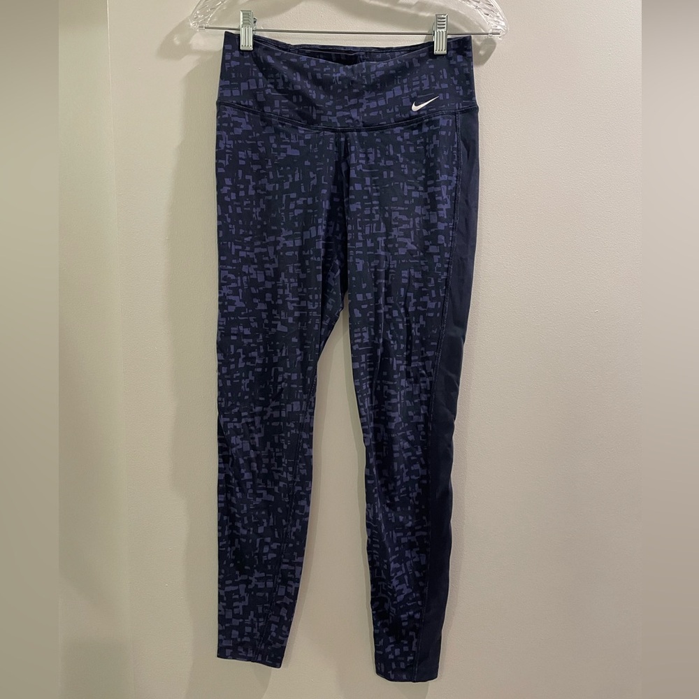 Nike Patterned Leggings